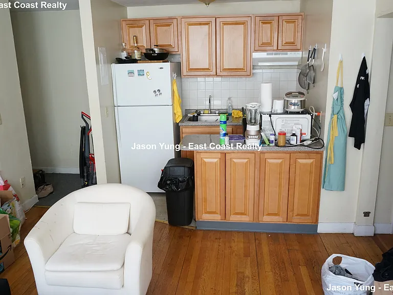 1132 Commonwealth Ave #12 — Photo 11