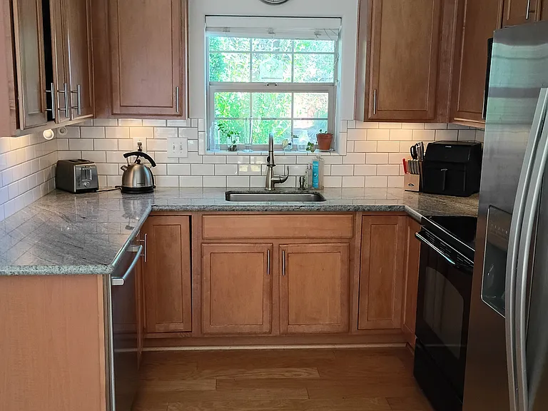 2990 Emporia Ct — Photo 9