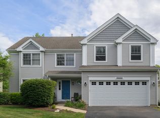 39W555 Sulley Dr, Geneva, IL 60134