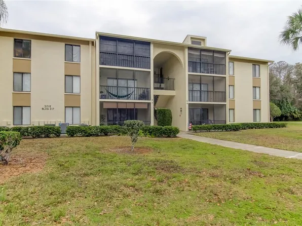 3210 LAKE PINE WAY E #F1, TARPON SPRINGS, FL 34688