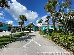 13513 S Indian River Dr #605 — Photo 4