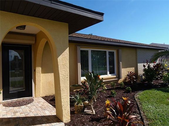 2nd image of 1251 Cambridge Dr