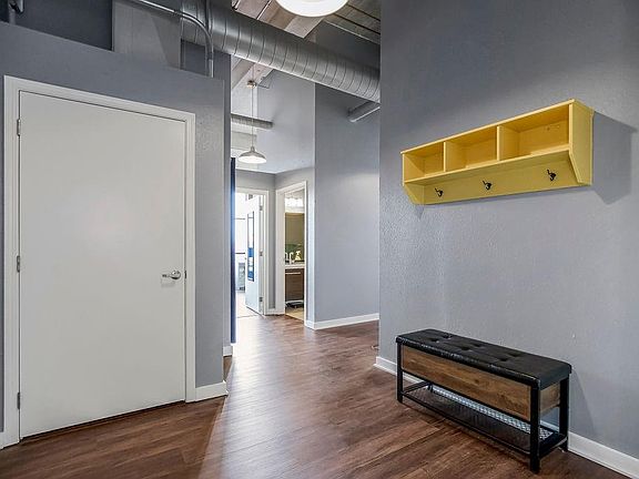 4th image of 1535 Walnut St APT 706