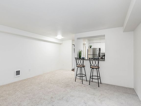 2nd image of 17620 80th Ave NE APT 127