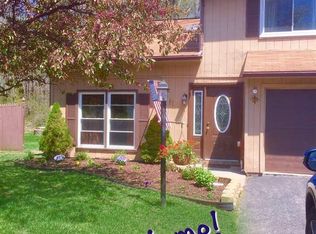 11 A Woodbine Dr, Clifton Park, NY 12065
