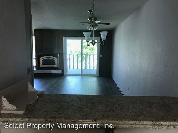 4th image of 133 Rockwood Dr