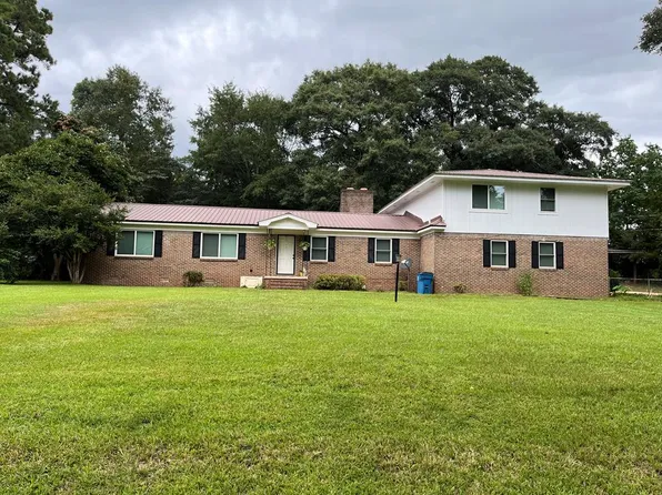 115 Hilltop Dr, Evergreen, AL 36401