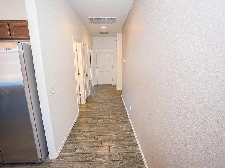 4223 Rocky Mountain Way — Photo 40