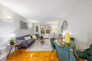 143 Bennett Avenue, #1J