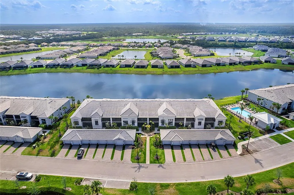 2 bed, 2.0 bath, 1366 sqft, $6,500 — Photo 1