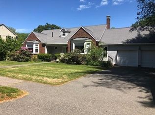 1016 Brook Rd, Milton, MA 02186