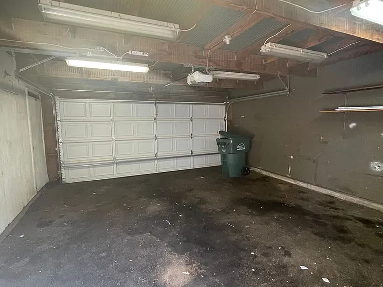 1179 S Troy St — Photo 24