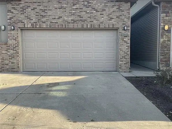 1211 Turtle Creek Rd, Lincoln, NE 68521