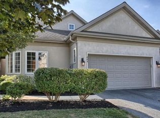 664 Woodfield Dr, Lititz, PA 17543