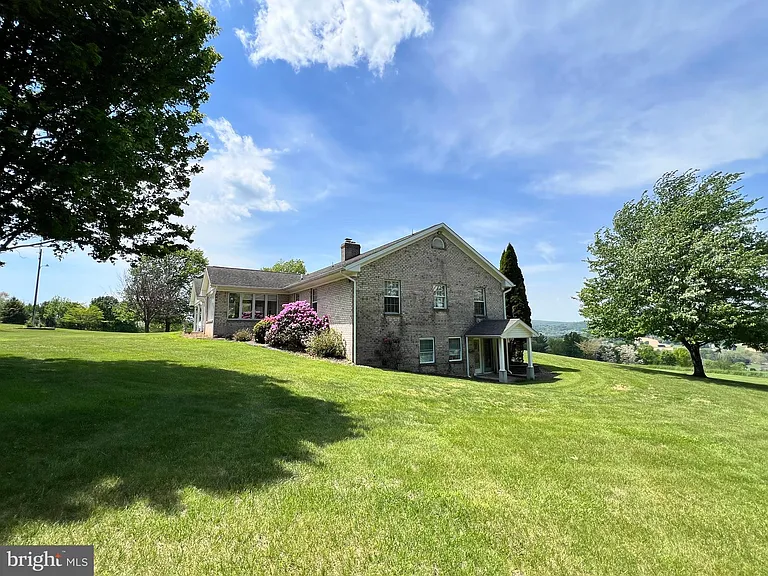 10319 Harmony Rd — Photo 14