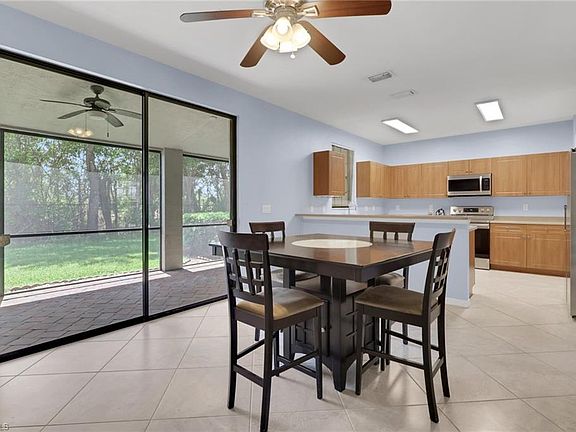 5th image of 15454 Summit Place CIR #125