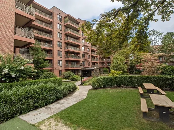 87-10 51st Ave #5U, Elmhurst, NY 11373