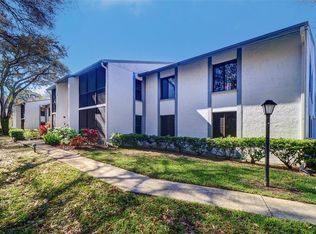 1326 Pine Ridge Cir E APT B2, Tarpon Springs, FL 34688