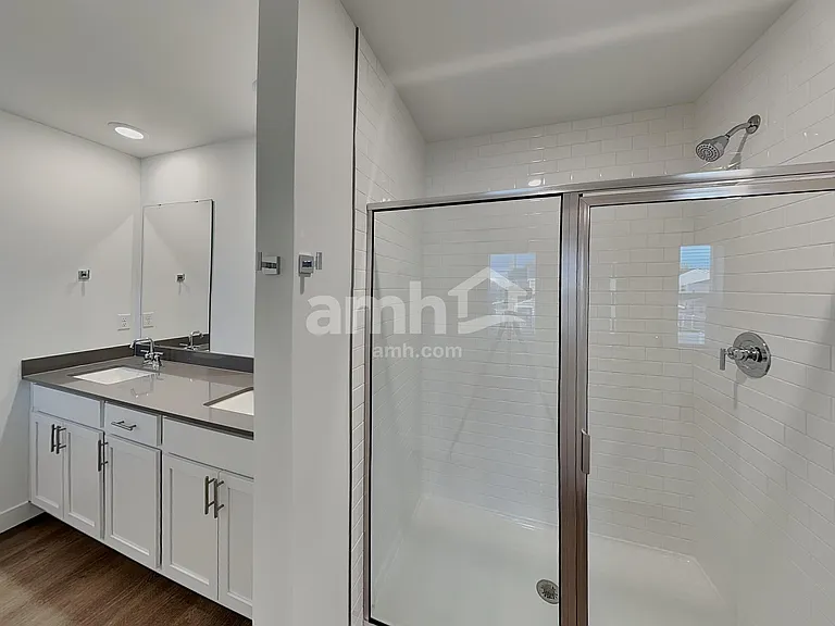 8576 47th Pl NE — Photo 19