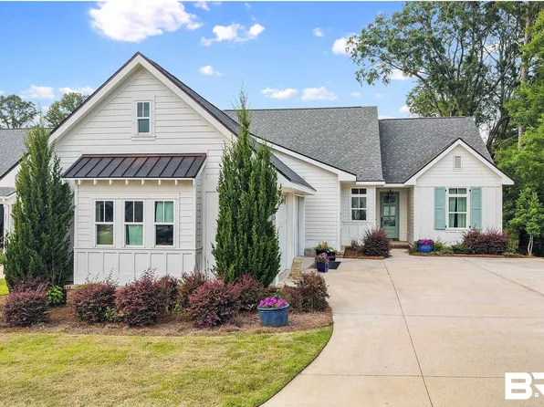 155 Hyacinth St, Fairhope, AL 36532
