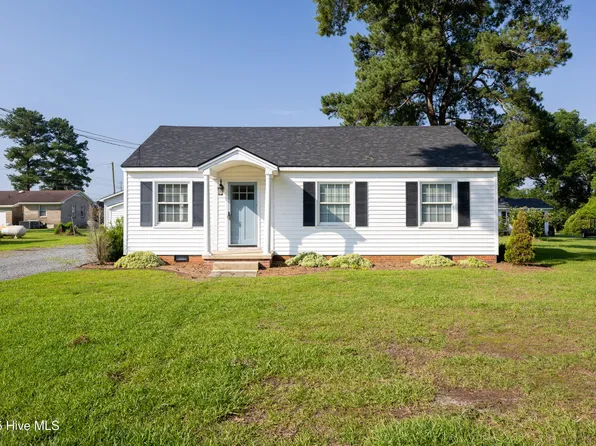 105 Davis Street, Clinton, NC 28328