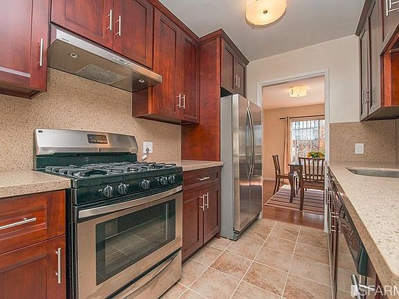5th image of 122 Dolphin Ct