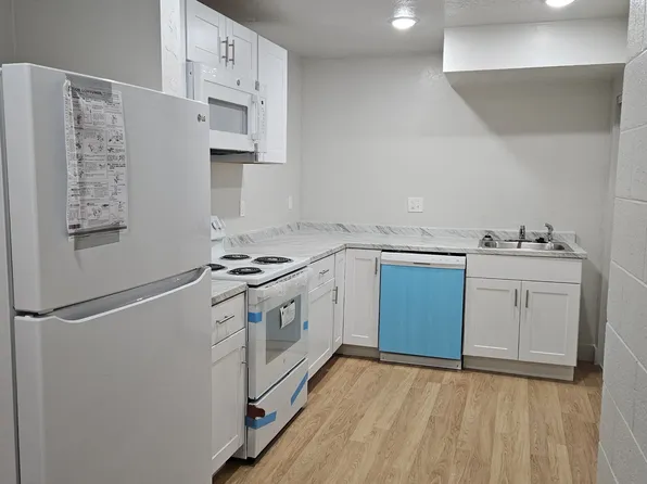 1180 S Cove View Rd, Richfield, UT 84701