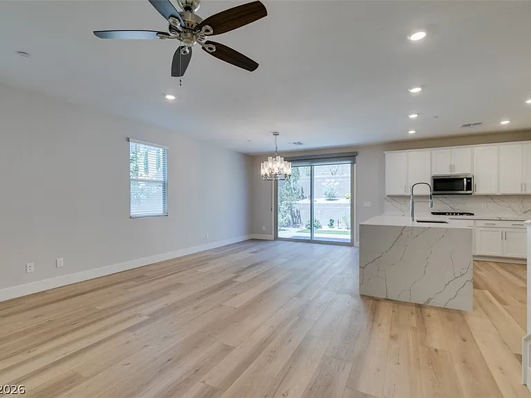 1599 Pacific Baza St — Photo 14