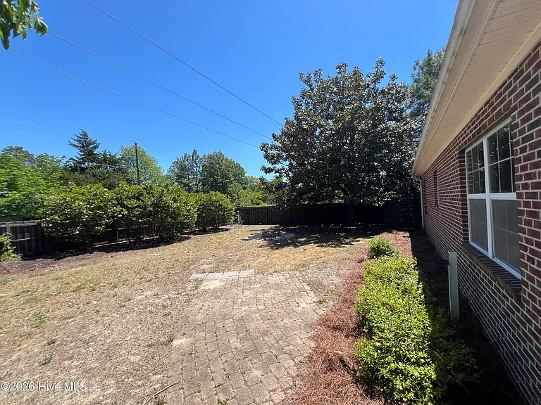 10 Beryl Cir — Photo 34