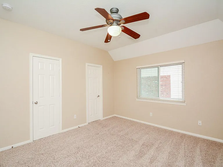 22303 Bridgehaven Dr — Photo 15