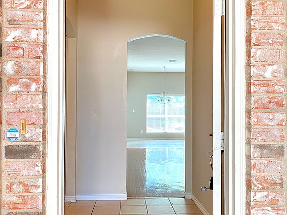 2nd image of 11504 Maddie Ave