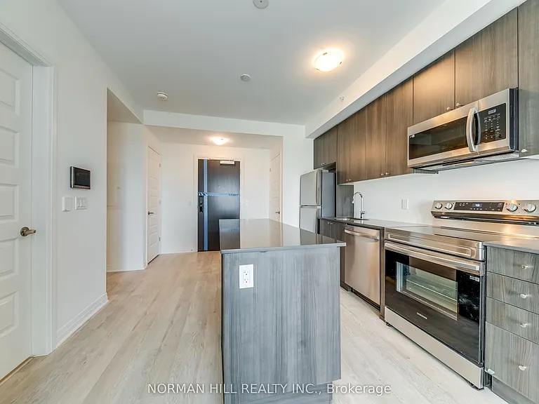 490 Gordon Krantz Ave #422 — Photo 17
