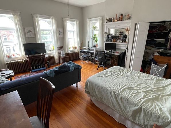 2845 N Calvert St APT 3F