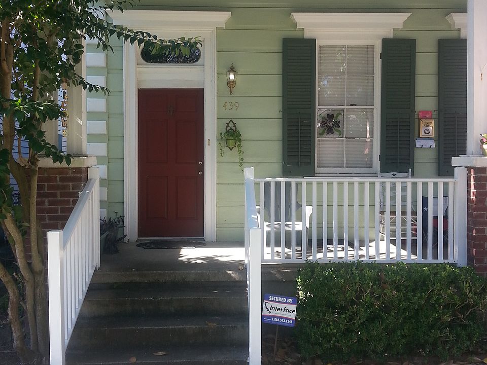 1st image of 439 Belleville St