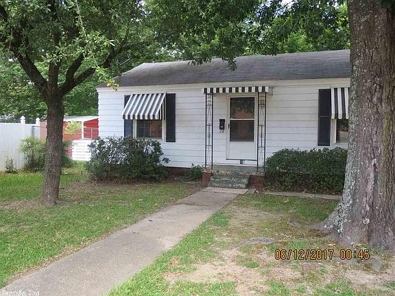 3rd image of 310 N John C Moss St
