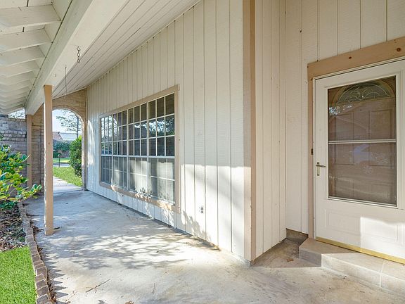 3rd image of 13310 Dorchester Forest Dr