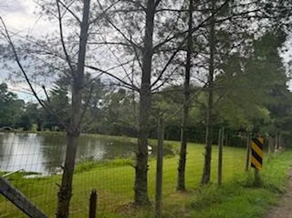 315 Millstone Rd, Woodlawn, VA 24381