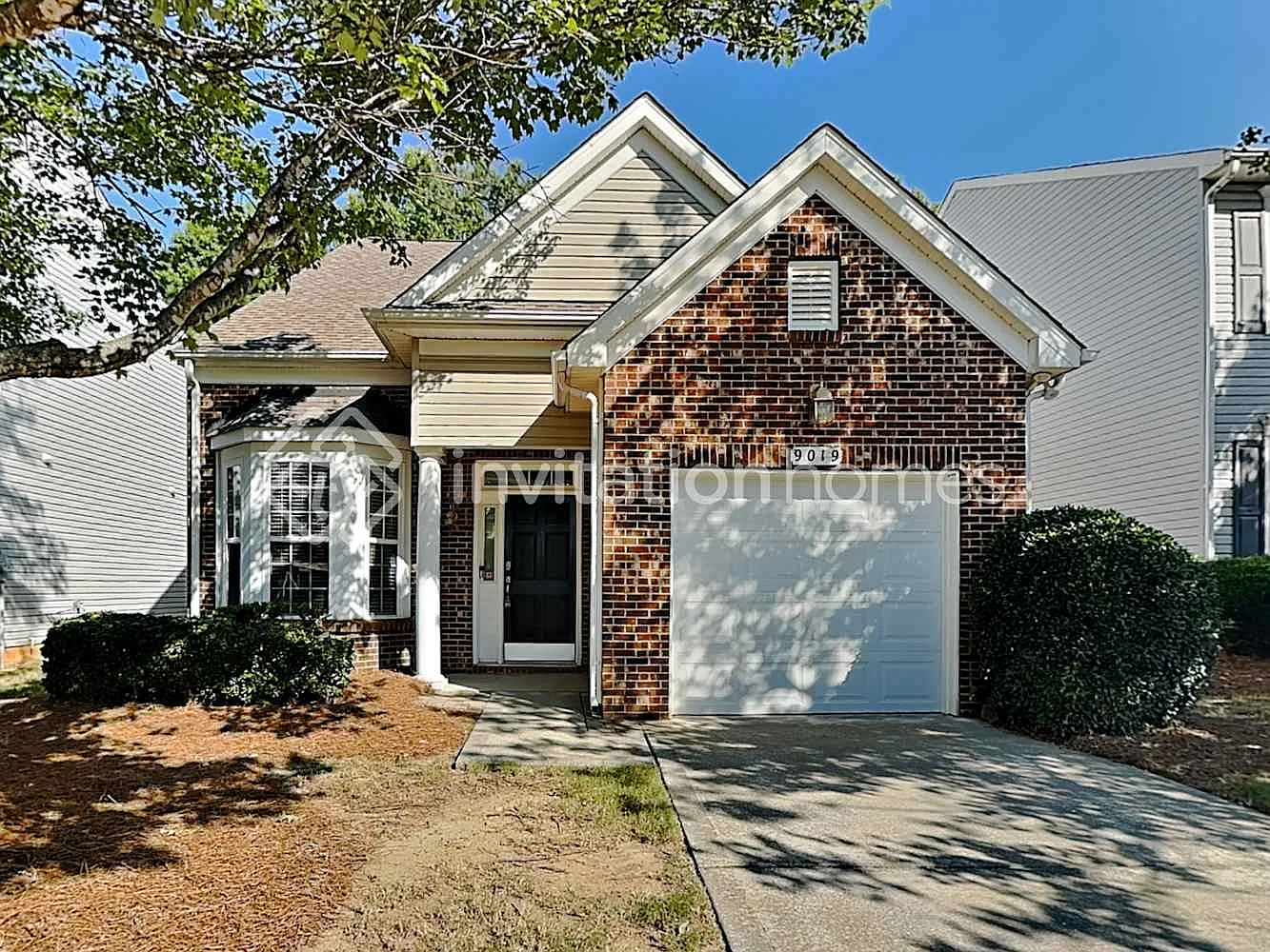 9019 Holland Park Ln Charlotte, NC 28277 — Photo 1