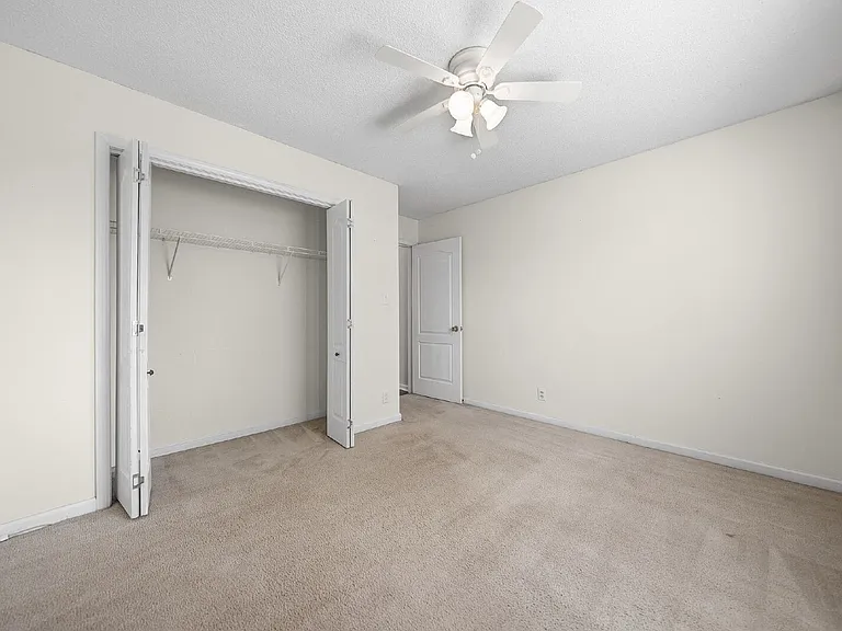 1361 Jenny Ln — Photo 30