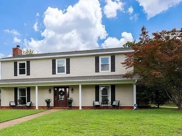 527 Stone River Rd, Tuscaloosa, AL 35406