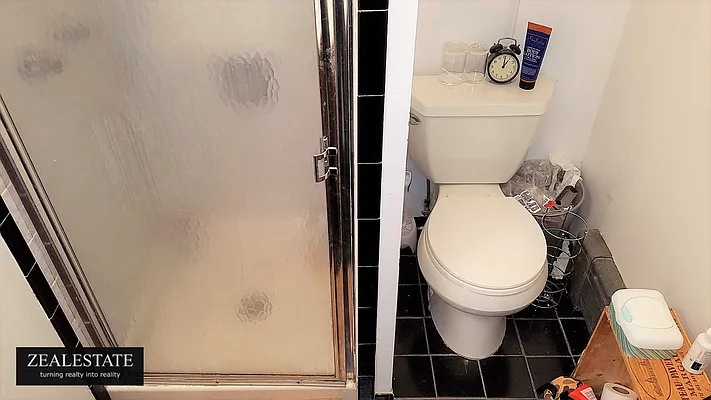 Rented by ZealEstate Group Inc | media 17