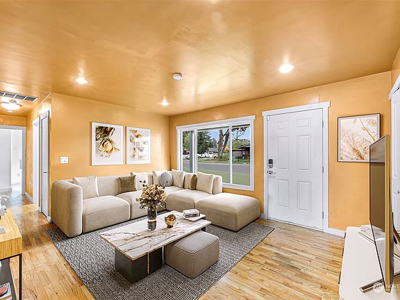 3rd image of 1615 M Street NE