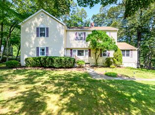 181 Crystal Lake Rd, Stamford, CT 06905