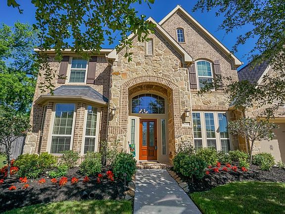Great curb appeal