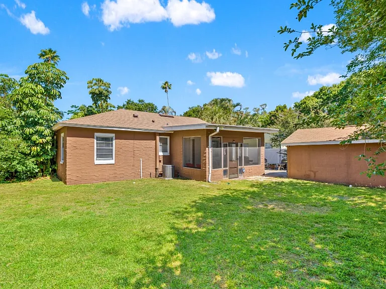 1539 Santa Anna Dr — Photo 9