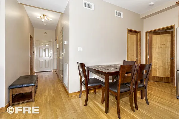 Sold by Fillmore | media 1