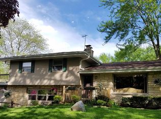 W153N8136 Elm Ln, Menomonee Falls, WI 53051
