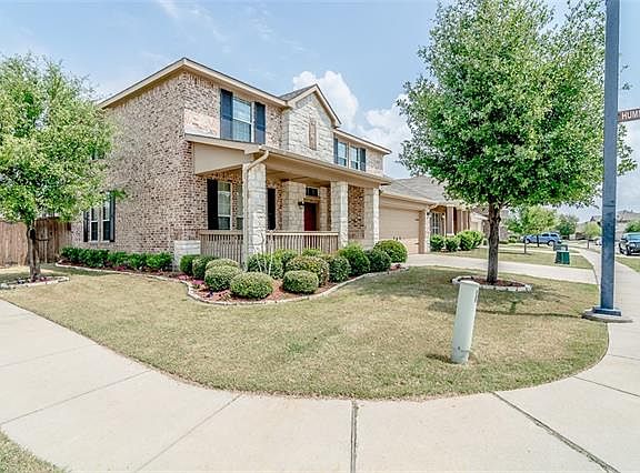 2nd image of 1401 Canary Dr