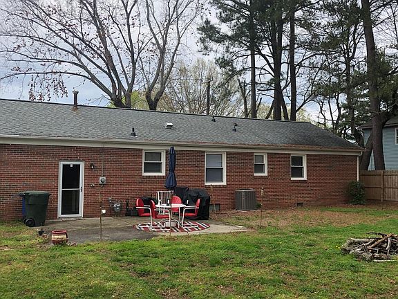 3rd image of 338 Beechmont Dr