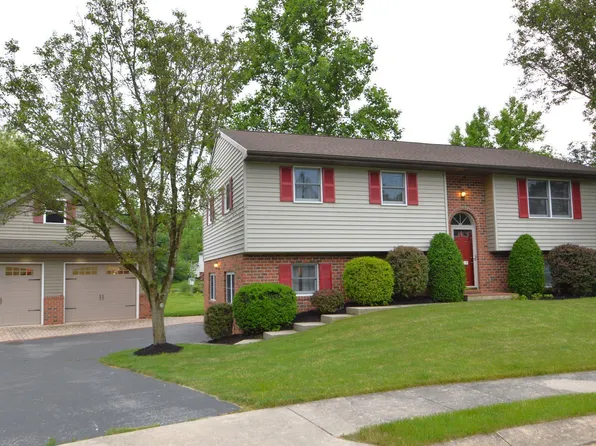 45 Walnut Run, Elizabethtown, PA 17022